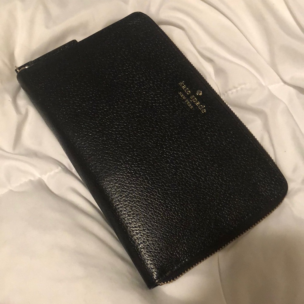 Kate Spade black Travel Wallet